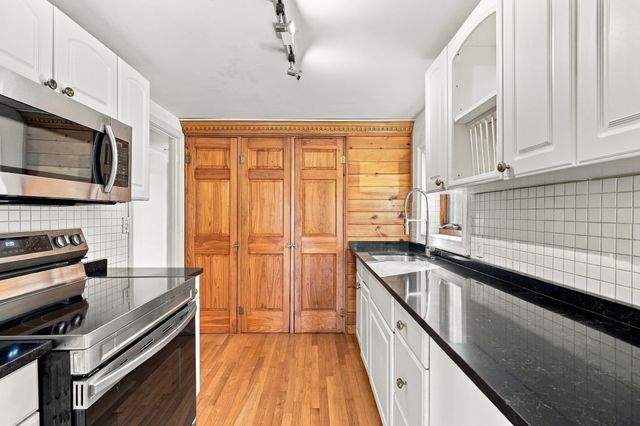 83 Sunset Drive, Charlton, MA 01507