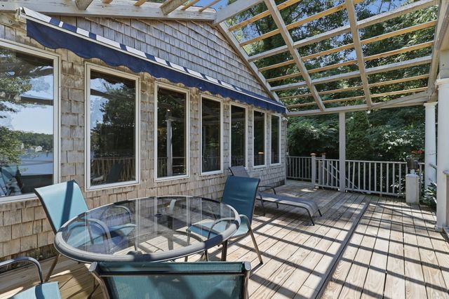 83 Sunset Drive, Charlton, MA 01507