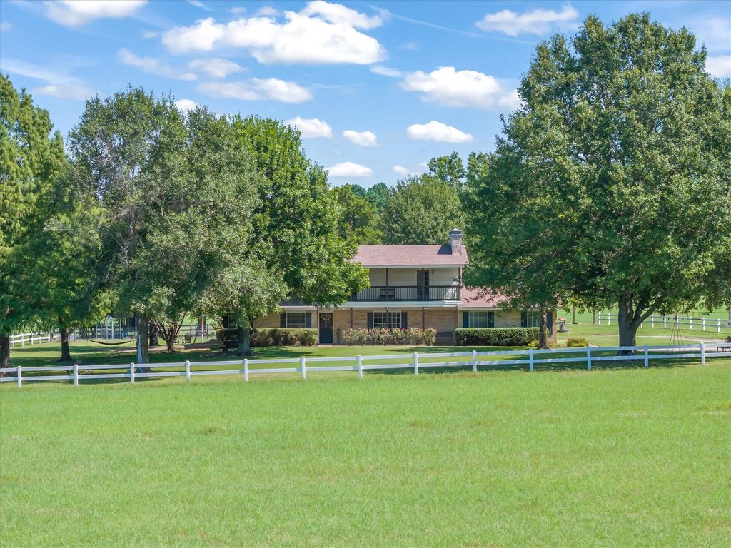 893 Vz County Road 4203, Canton, TX 75103