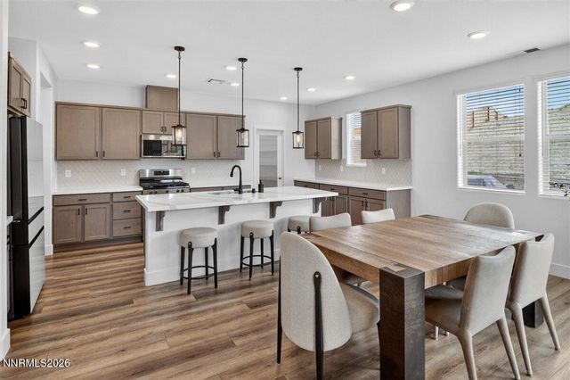 55 Eclipse Court, Carson City, NV 89705