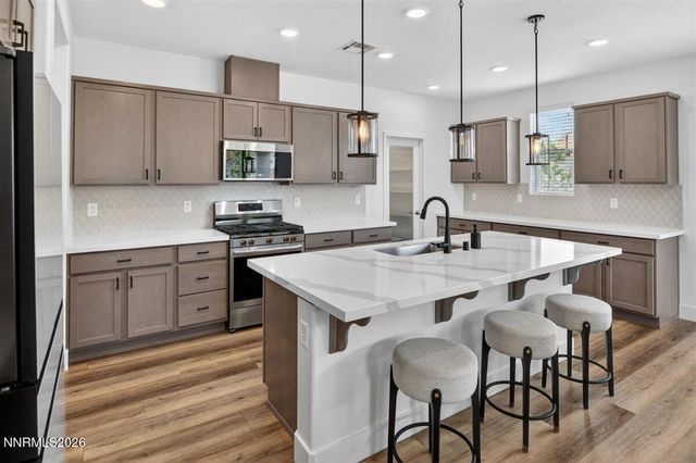 55 Eclipse Court, Carson City, NV 89705
