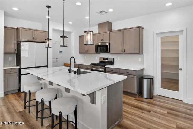 55 Eclipse Court, Carson City, NV 89705