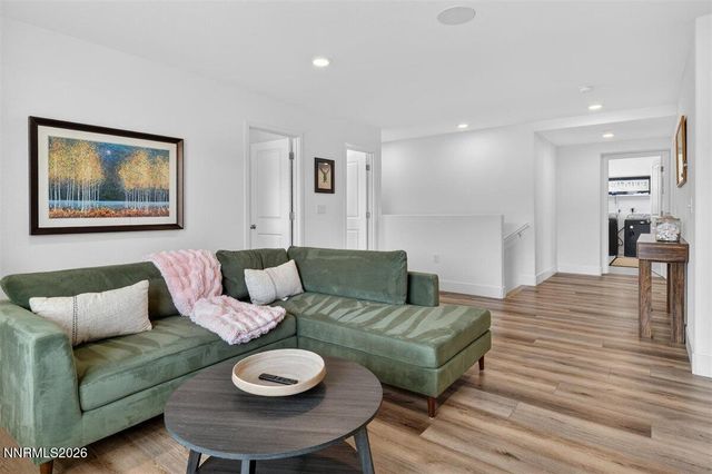 55 Eclipse Court, Carson City, NV 89705