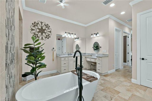3835 SW 17th AVE, Cape Coral, FL 33914
