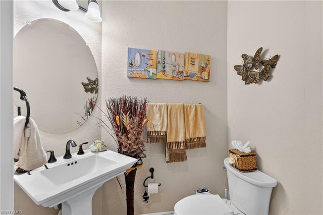 3835 SW 17th AVE, Cape Coral, FL 33914