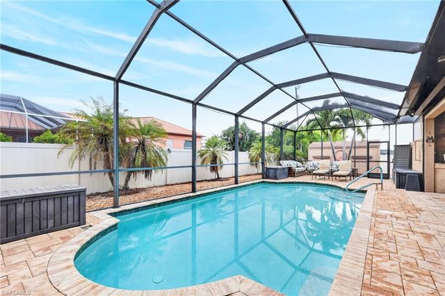 3835 SW 17th AVE, Cape Coral, FL 33914