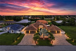 3835 SW 17th AVE, Cape Coral, FL 33914