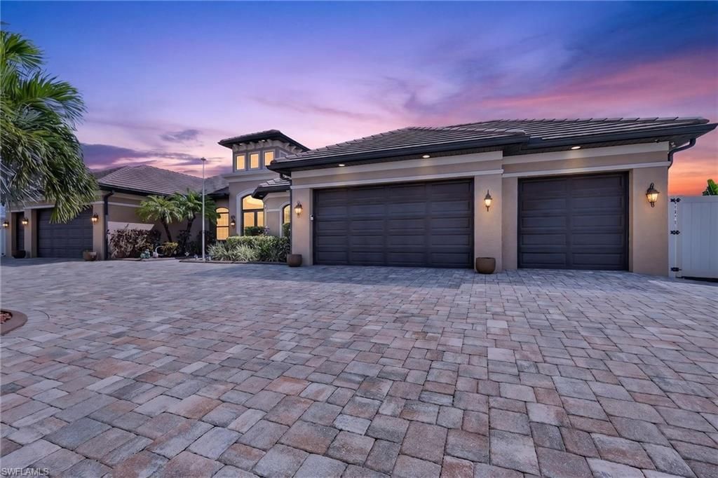 3835 SW 17th AVE, CAPE CORAL, FL 33914 — photo 2