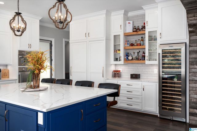 5587 CARRINGTON LAKE PARKWAY, Trussville, AL 35173