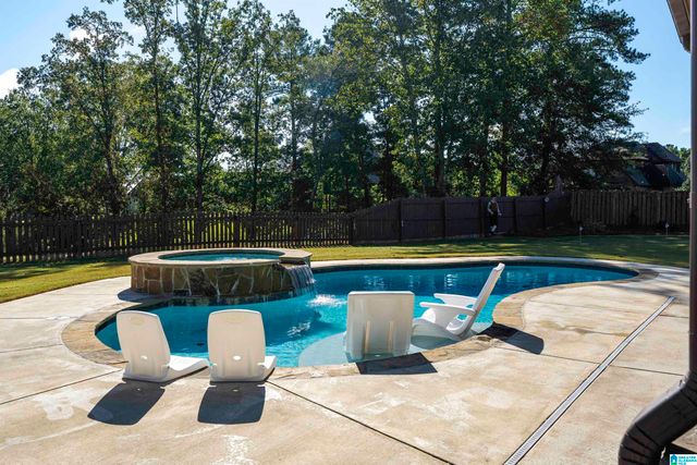 5587 CARRINGTON LAKE PARKWAY, Trussville, AL 35173