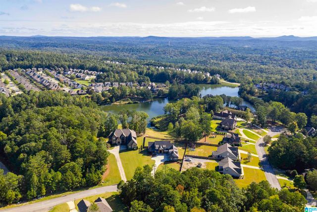 5587 CARRINGTON LAKE PARKWAY, Trussville, AL 35173