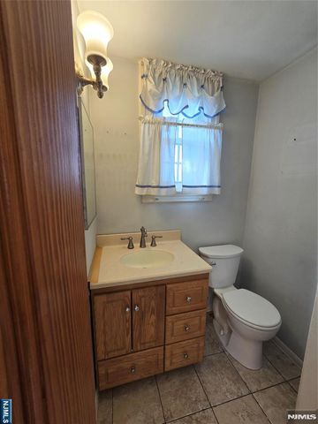 43 Terrace Place, Kearny, NJ 07032