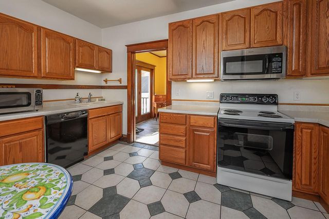 411 S 7th STREET, Watertown, WI 53094