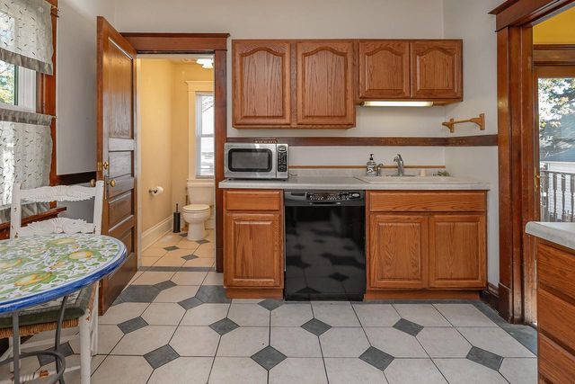 411 S 7th STREET, Watertown, WI 53094