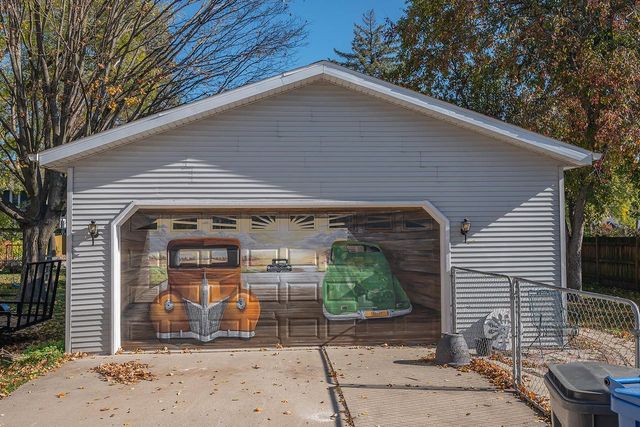 411 S 7th STREET, Watertown, WI 53094