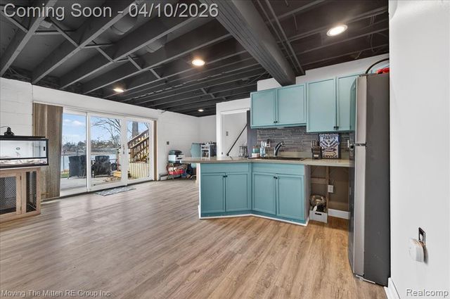 2965 Barkman Drive, Waterford, MI 48329