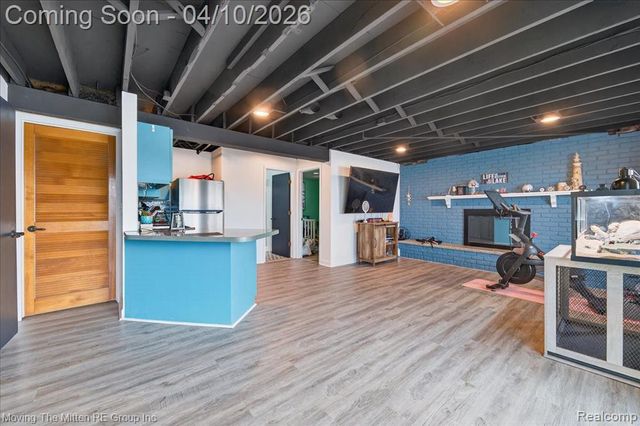 2965 Barkman Drive, Waterford, MI 48329