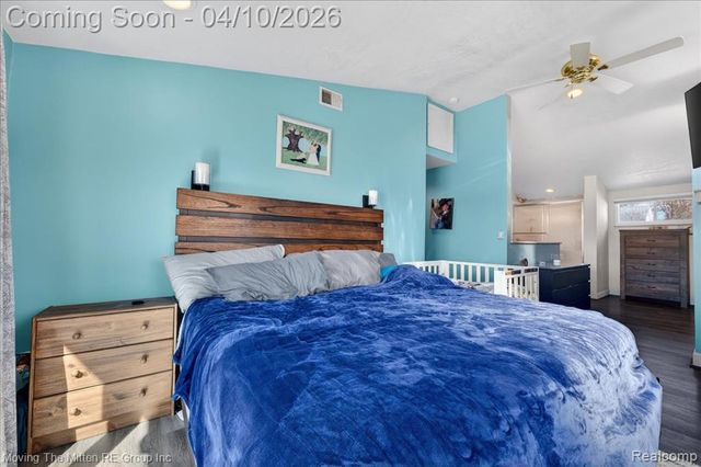 2965 Barkman Drive, Waterford, MI 48329