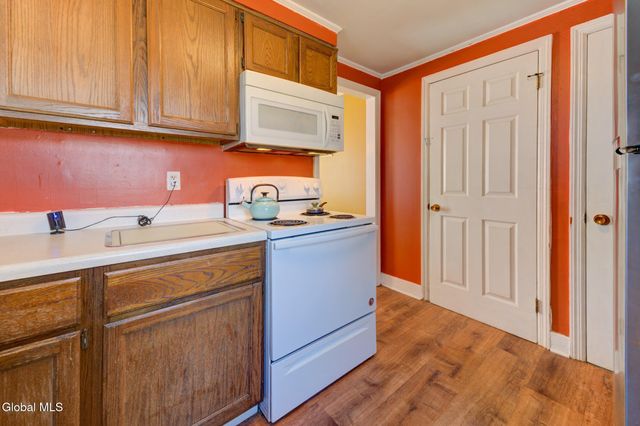 36 Victor Street, Albany, NY 12208