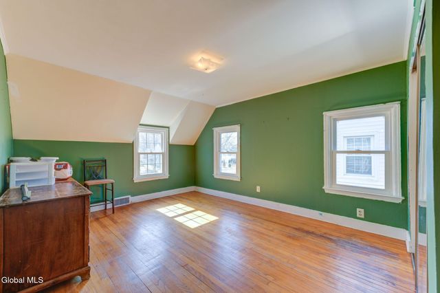 36 Victor Street, Albany, NY 12208