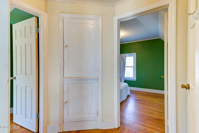 36 Victor Street, Albany, NY 12208