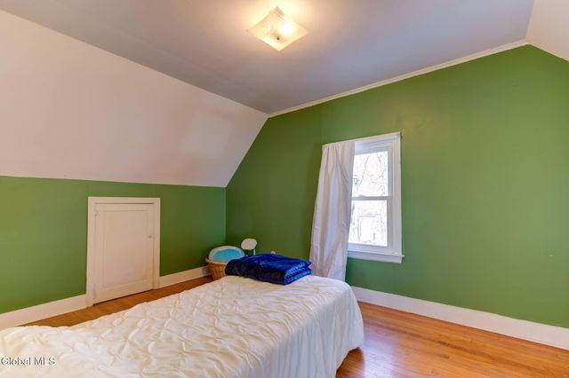 36 Victor Street, Albany, NY 12208