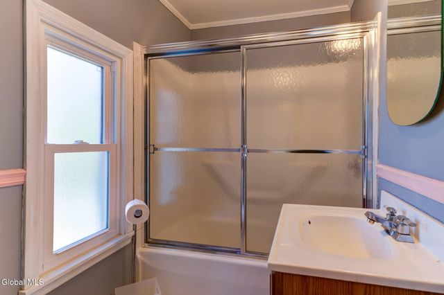 36 Victor Street, Albany, NY 12208