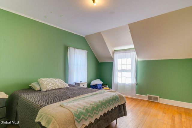 36 Victor Street, Albany, NY 12208