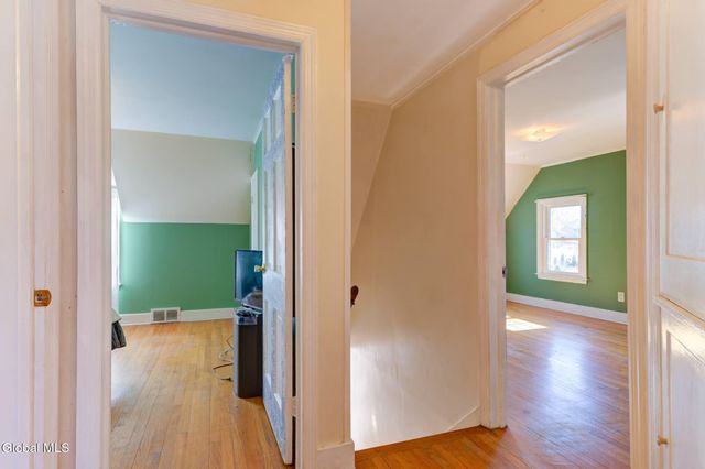 36 Victor Street, Albany, NY 12208