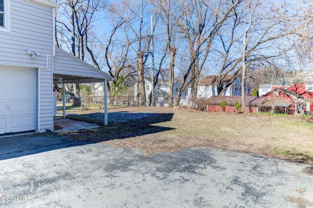 36 Victor Street, Albany, NY 12208