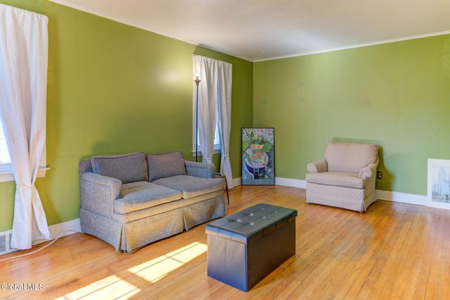 36 Victor Street, Albany, NY 12208