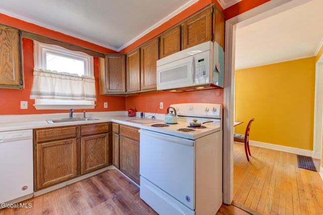 36 Victor Street, Albany, NY 12208