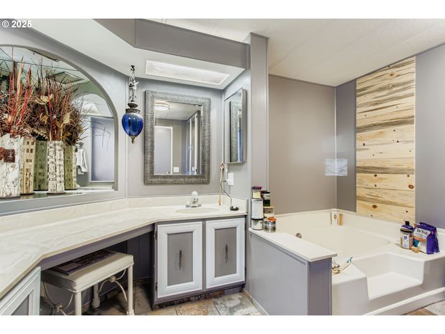 17091 Sw ELDORADO Dr, Tigard, OR 97224