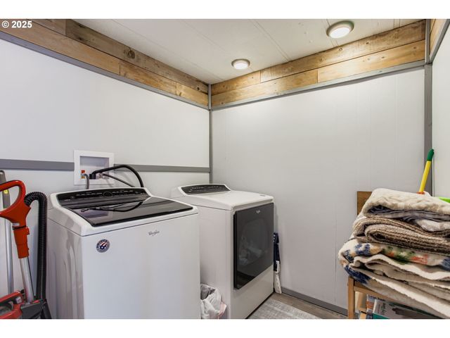 17091 Sw ELDORADO Dr, Tigard, OR 97224