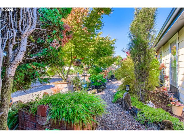 17091 Sw ELDORADO Dr, Tigard, OR 97224