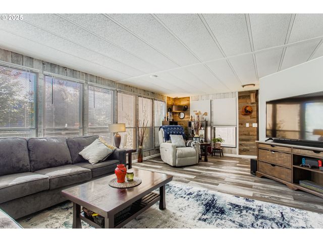 17091 Sw ELDORADO Dr, Tigard, OR 97224