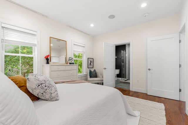 23 Downer Ave 1, Boston, MA 02125