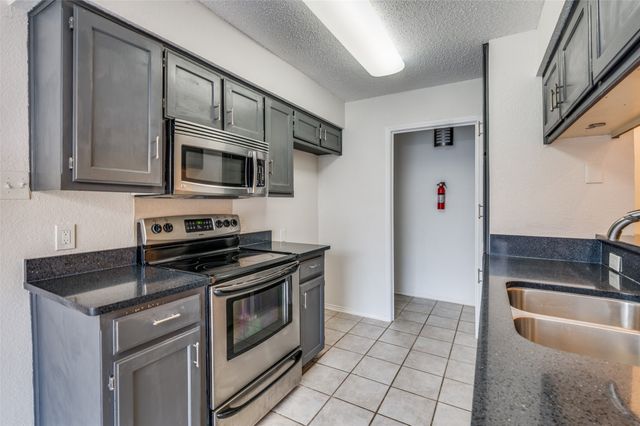 6913 Sierra Drive, North Richland Hills, TX 76180