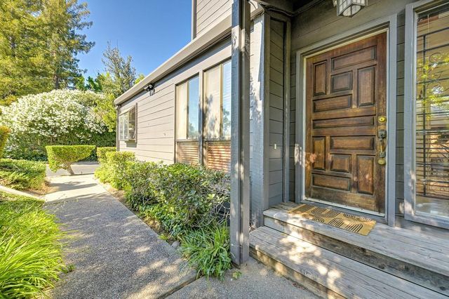 11 Park Sierra Ln, Sacramento, CA 95864