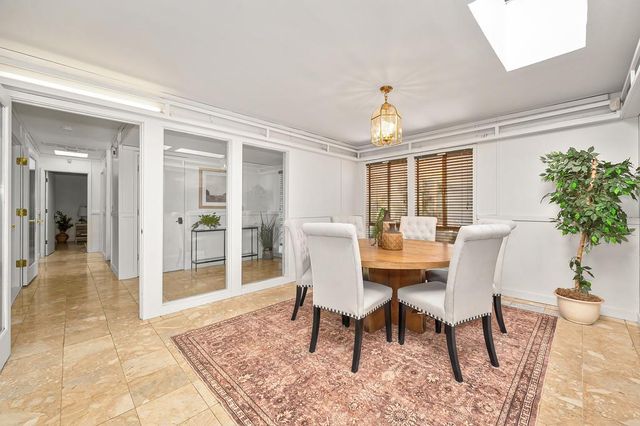 11 Park Sierra Ln, Sacramento, CA 95864