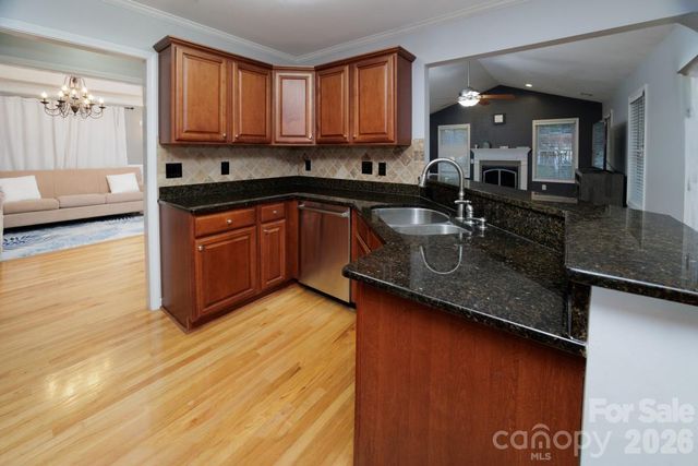 1084 Castlebrook Drive, Salisbury, NC 28146