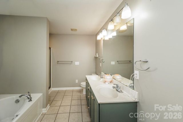 1084 Castlebrook Drive, Salisbury, NC 28146