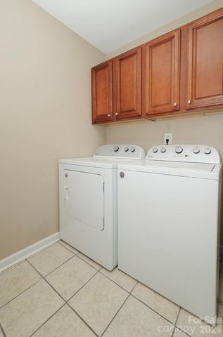 1084 Castlebrook Drive, Salisbury, NC 28146