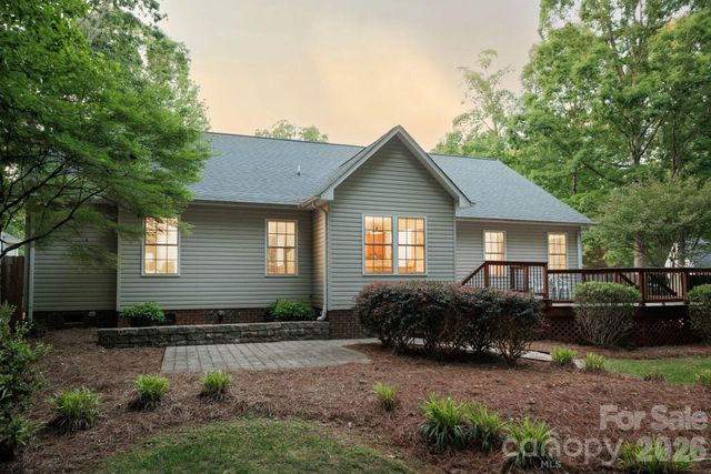 1084 Castlebrook Drive, Salisbury, NC 28146