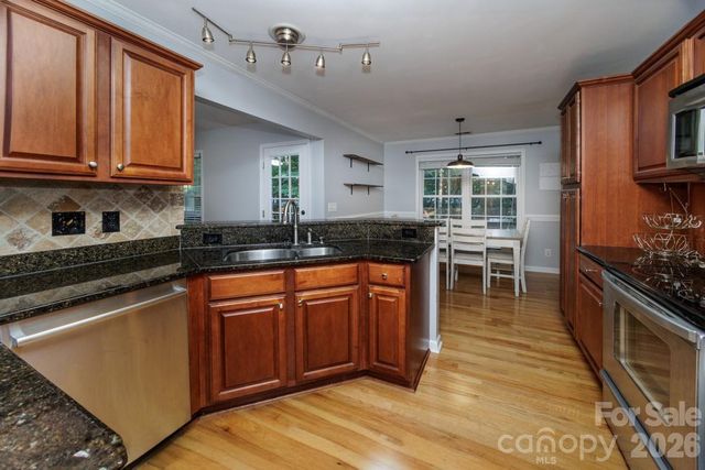 1084 Castlebrook Drive, Salisbury, NC 28146