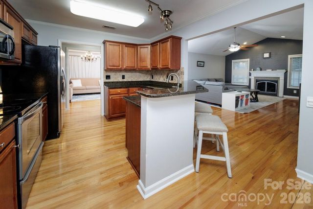 1084 Castlebrook Drive, Salisbury, NC 28146