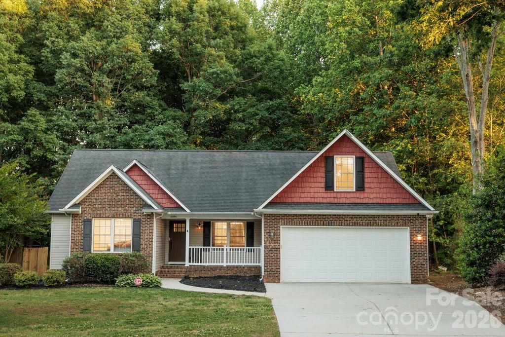 1084 Castlebrook Drive, Salisbury, NC 28146