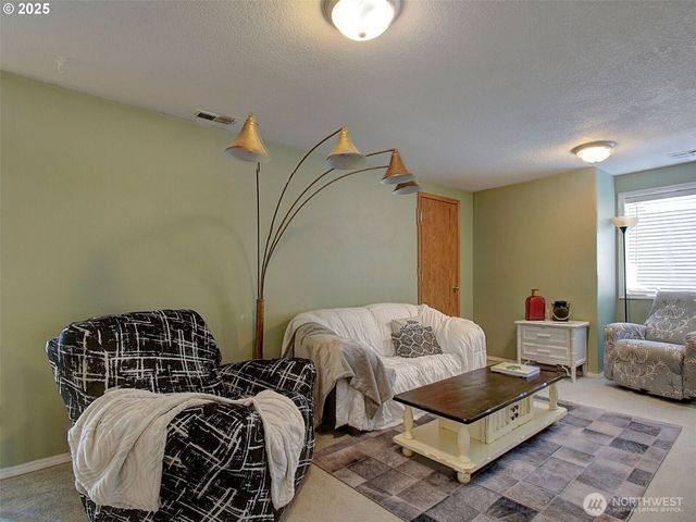 17004 SE 16th Street, Vancouver, WA 98683