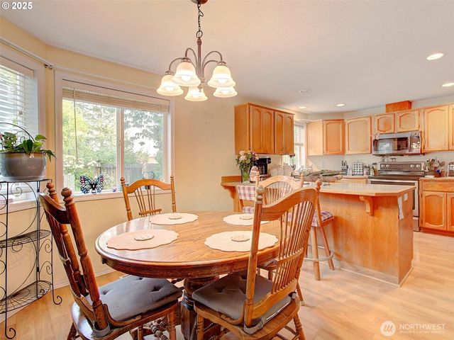 17004 SE 16th Street, Vancouver, WA 98683