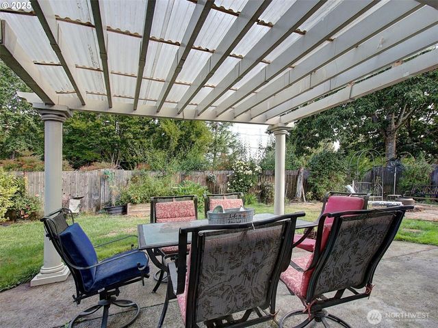 17004 SE 16th Street, Vancouver, WA 98683